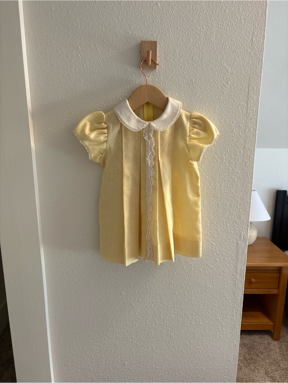 Classic Yellow Ruffled Peter Pan Collar toddler Dress VINTAGE ✨ - Picture 2 of 7